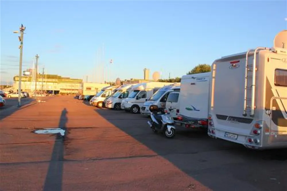 Pirita Harbor Camping