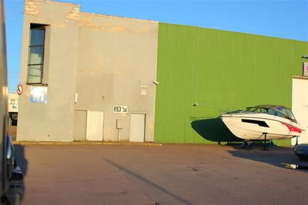 Pirita Harbor Camping