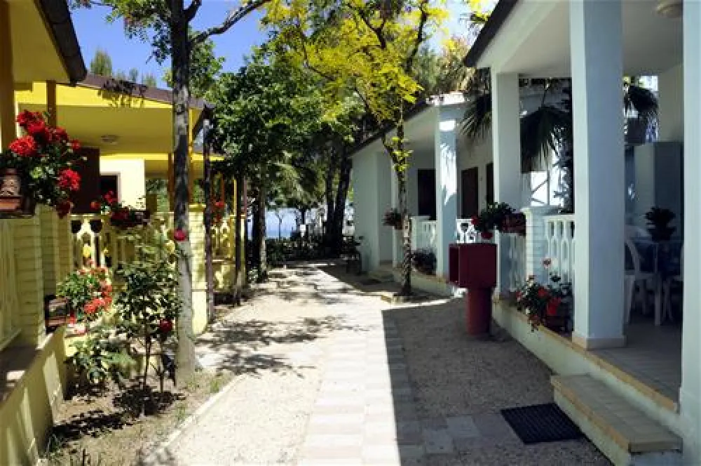 International  Camping Torre Cerrano