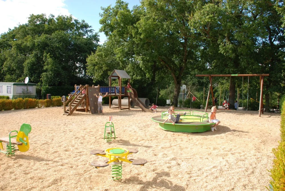 Camping La Blanche Hermine