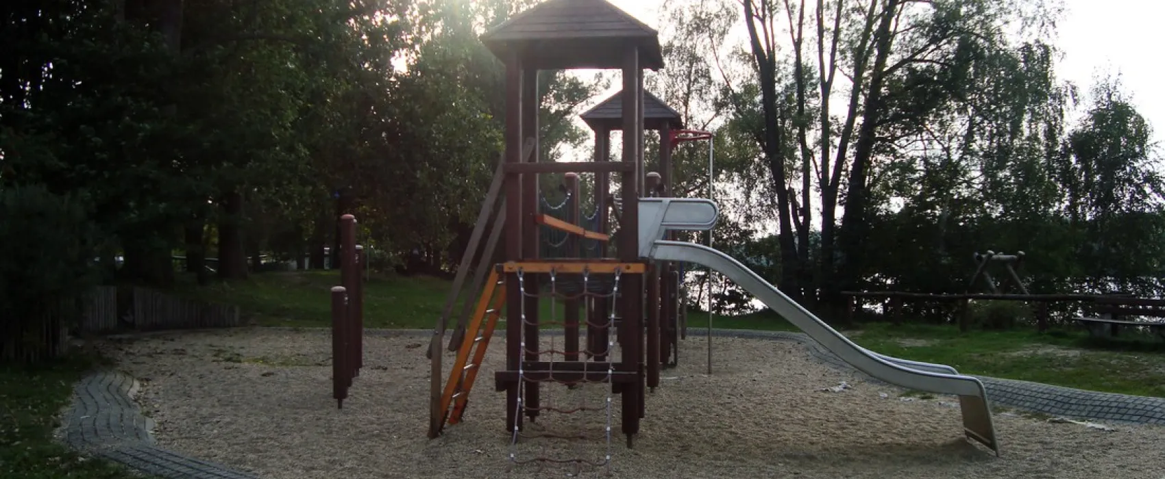 Bungalow-Garten im Zeltplatz Koblenz am Knappensee