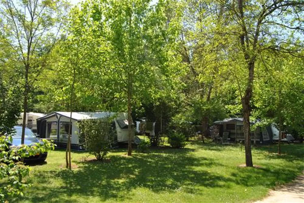 Camping La Castillonderie  