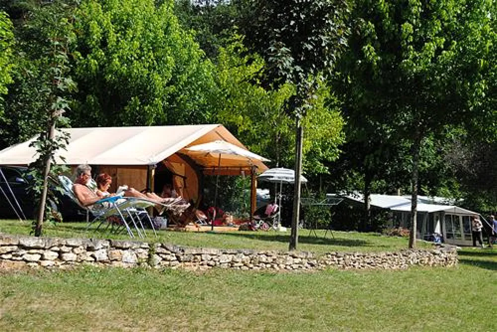 Camping La Castillonderie  