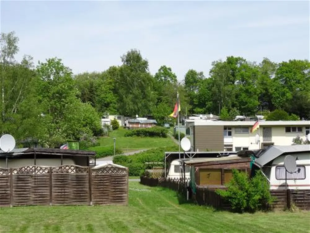 Camping Spitzer Stein