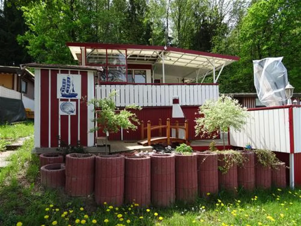 Camping Spitzer Stein