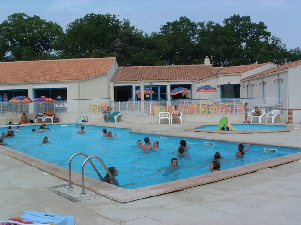 Camping Le Bois Joli  