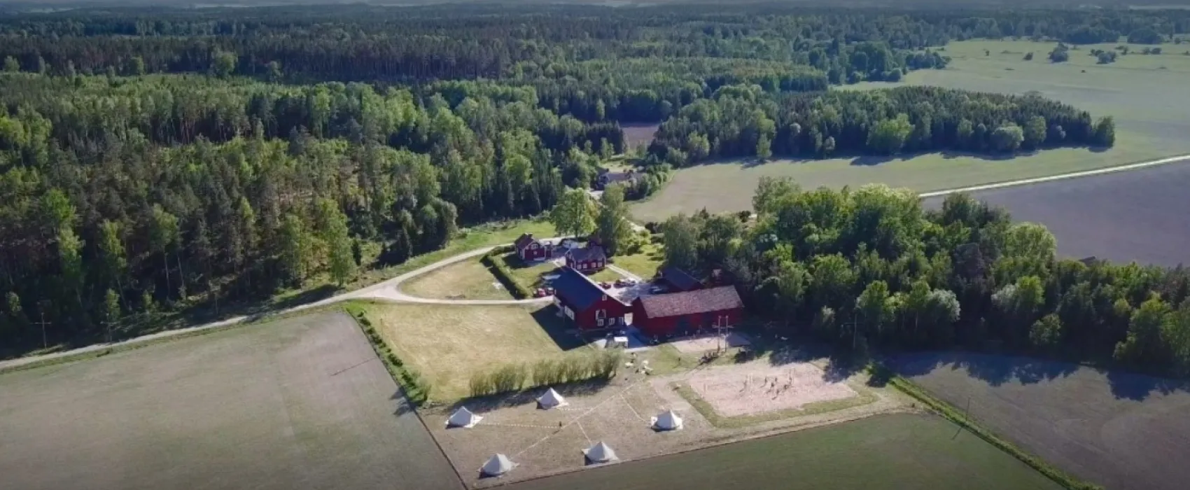 Gyllene Brunnen - Bröllopslokal & Glamping