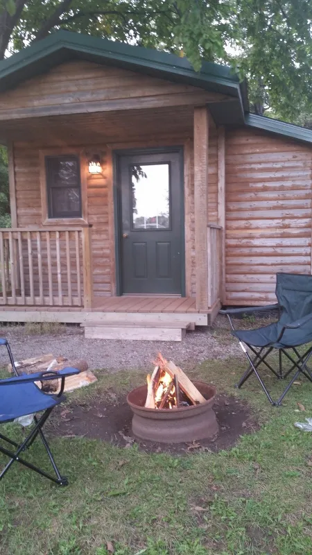 Hickory Oaks Fly-In and Campground