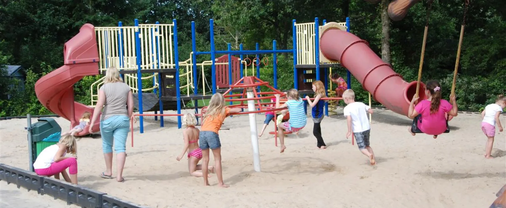 Camping De Warme Bossen