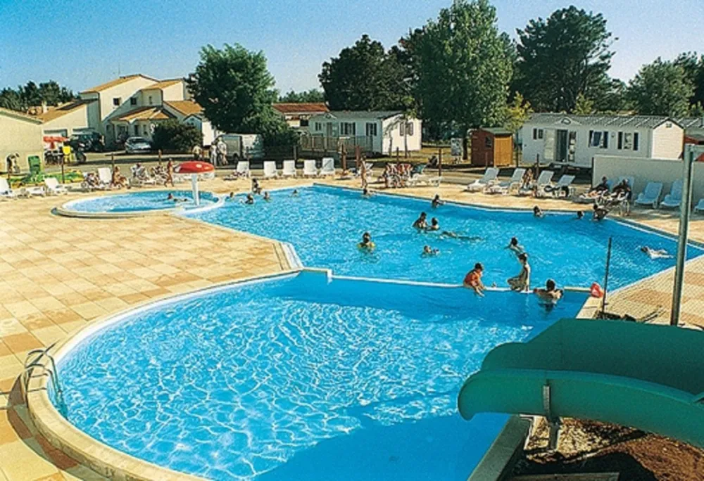 Camping De Sauveterre