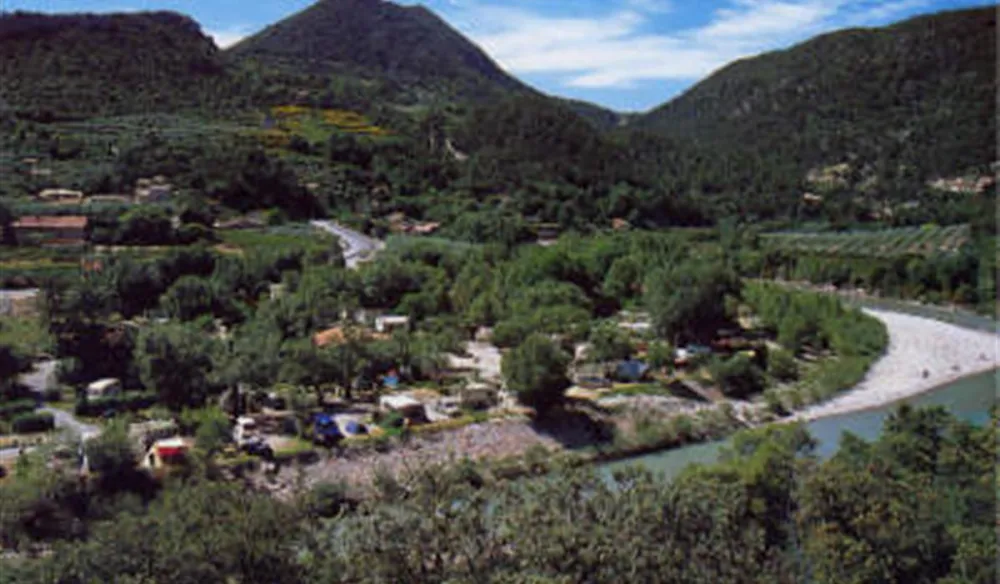 Camping Les Clos Biaux