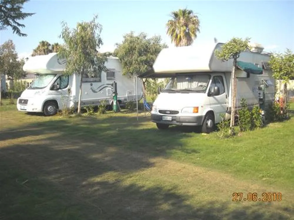 Marina Caravan Camping