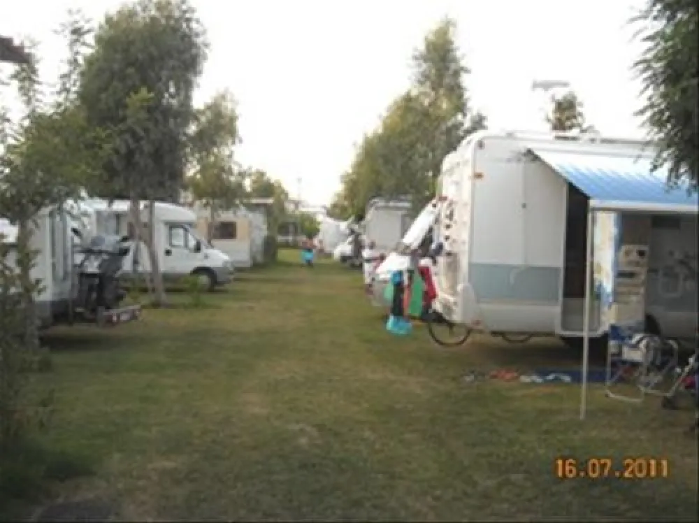 Marina Caravan Camping