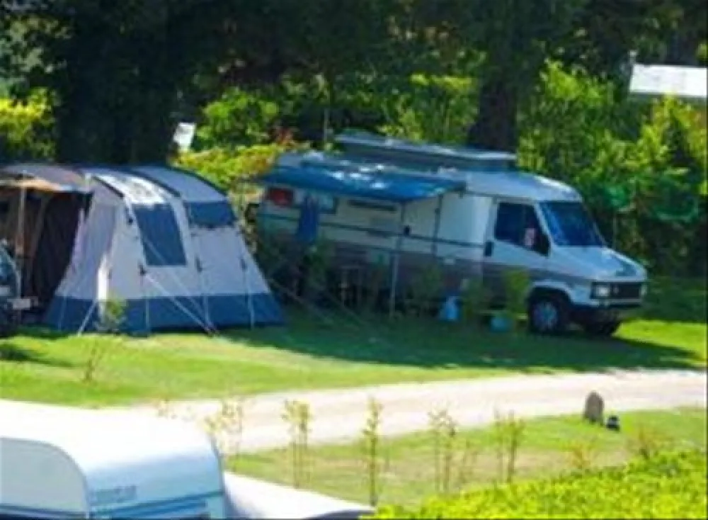 Flower Camping - Le Cabellou Plage