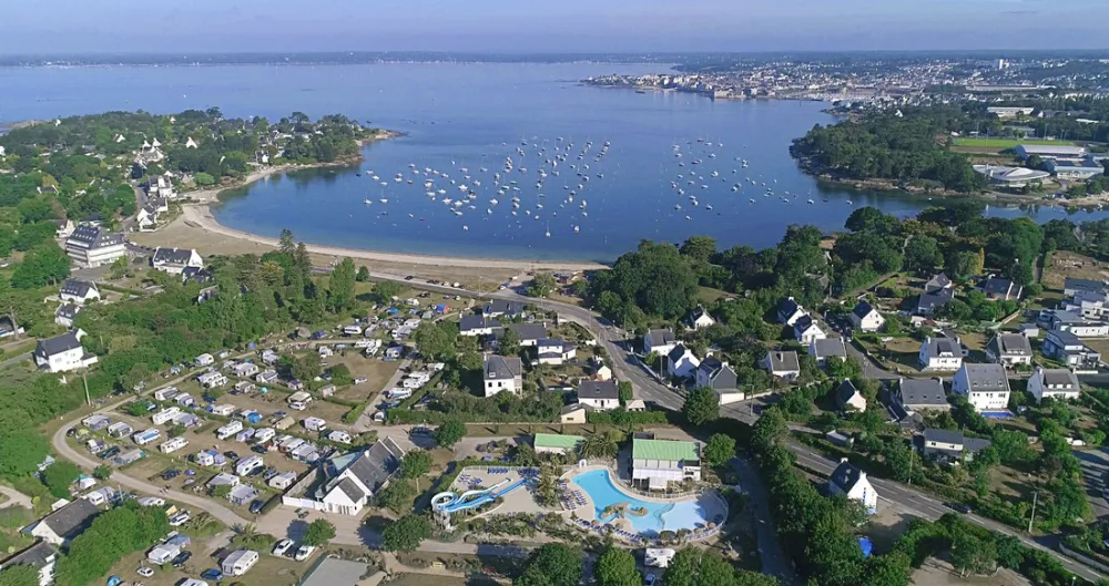Flower Camping - Le Cabellou Plage