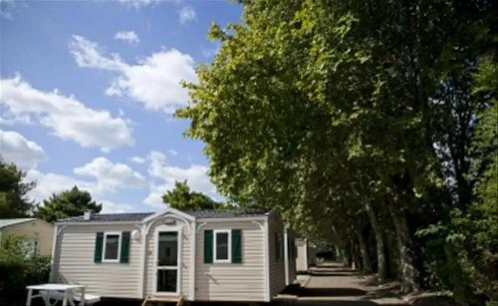 Camping Paris Est - Homair Vacances