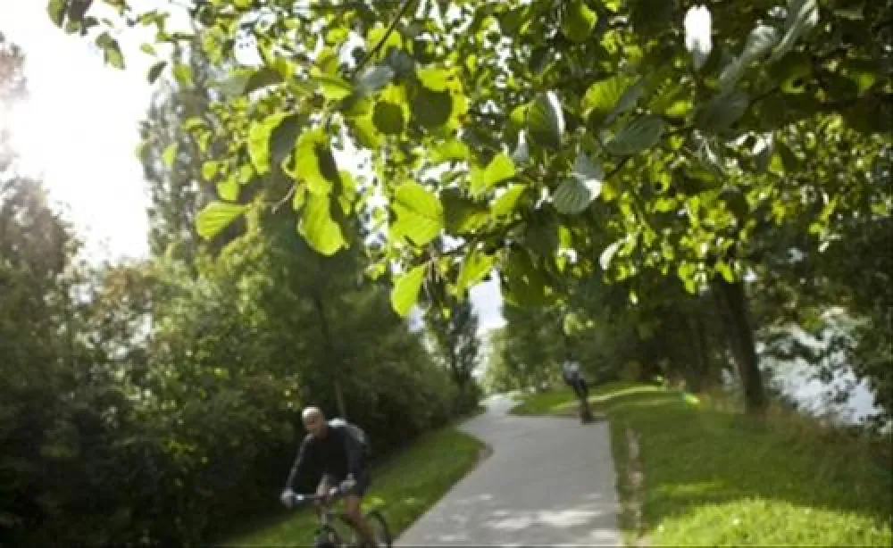 Camping Paris Est - Homair Vacances