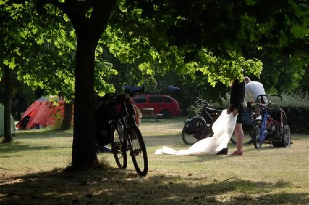 Camping le jardin de sully