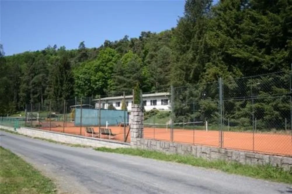 Camp and Hotel Lavka Chocerady