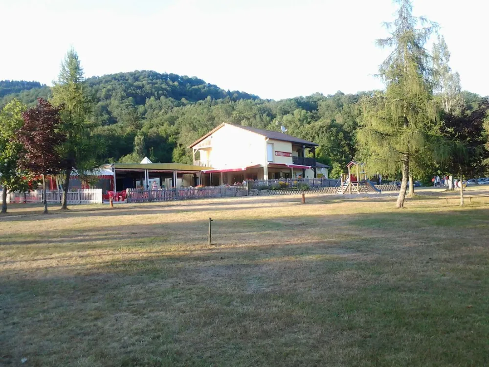 Camping et Base de Loisirs du Lac de la Moselotte