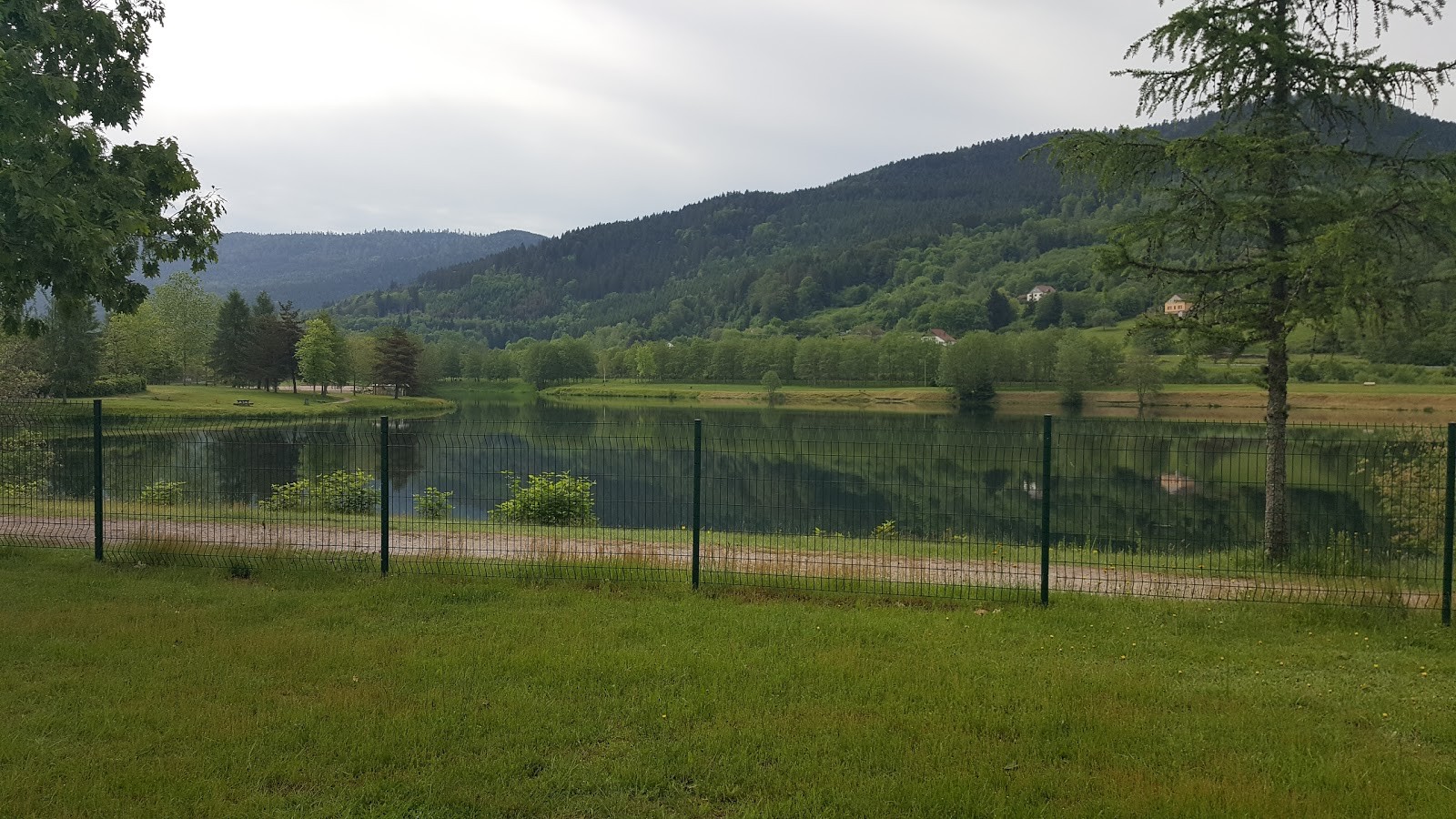 Camping et Base de Loisirs du Lac de la Moselotte photo 2