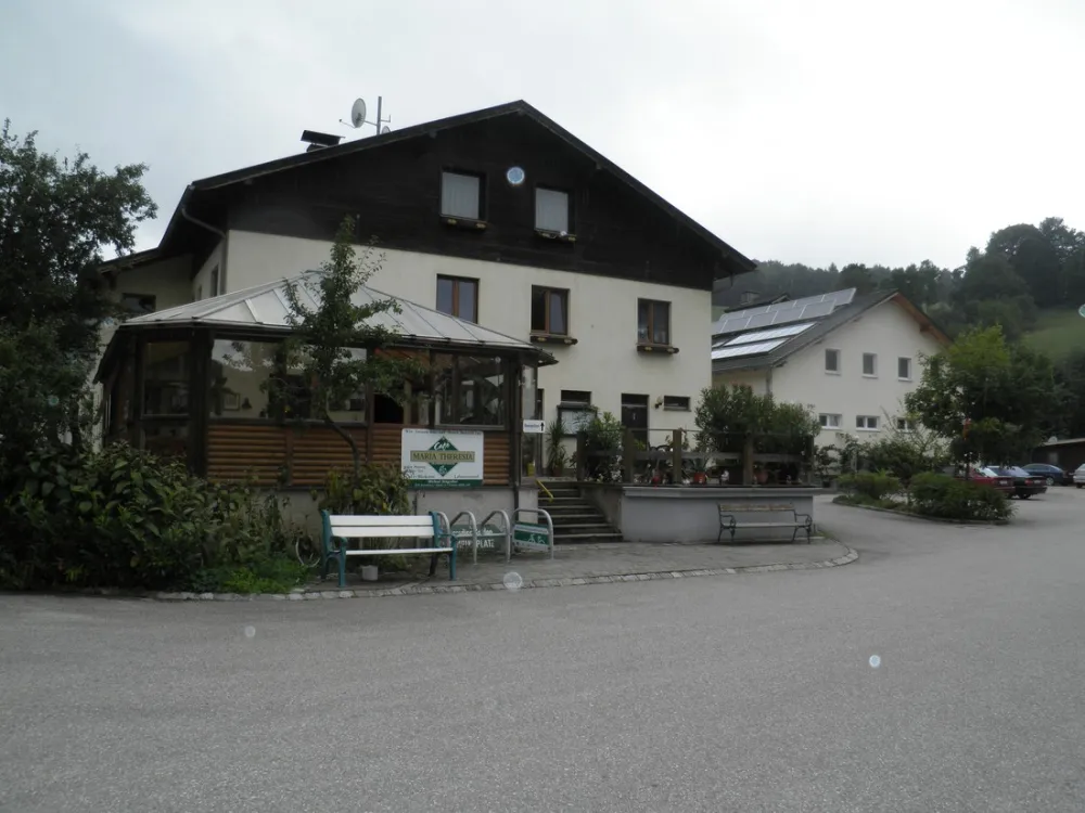 Paradise-Garden Camping