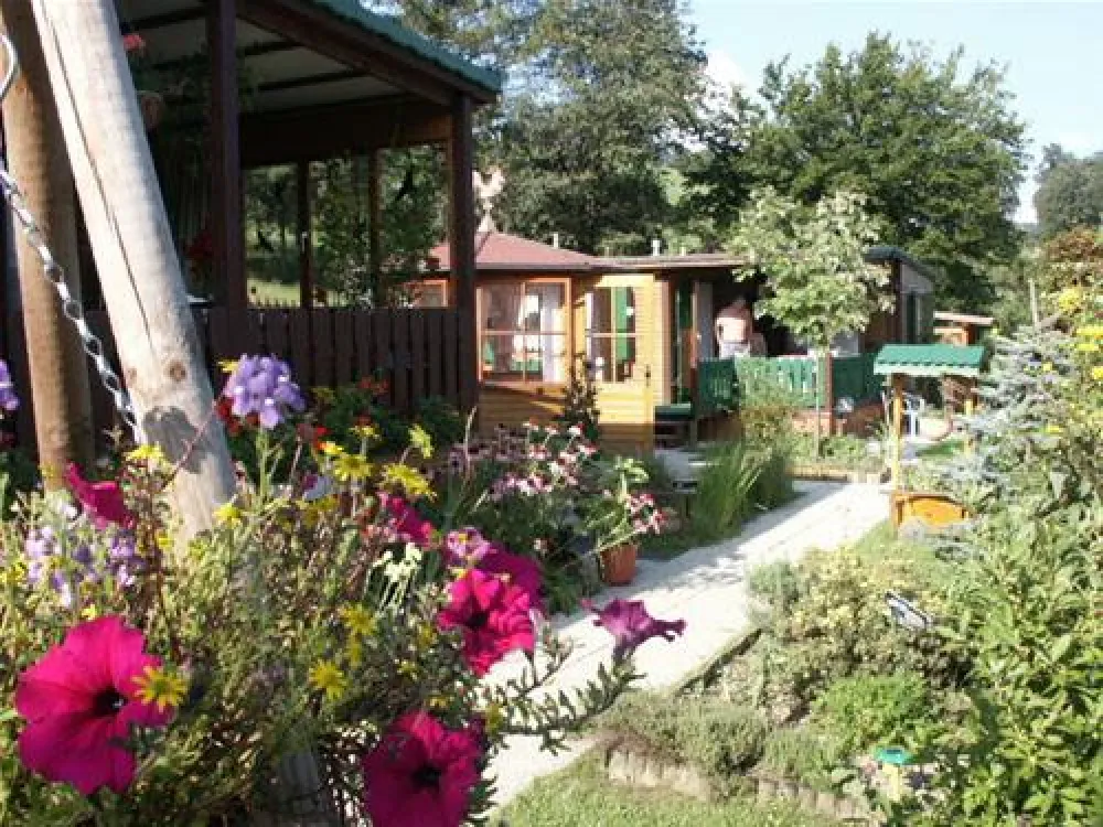 Paradise-Garden Camping