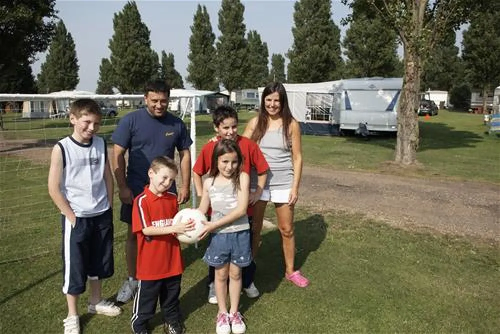Waterside Holiday Park