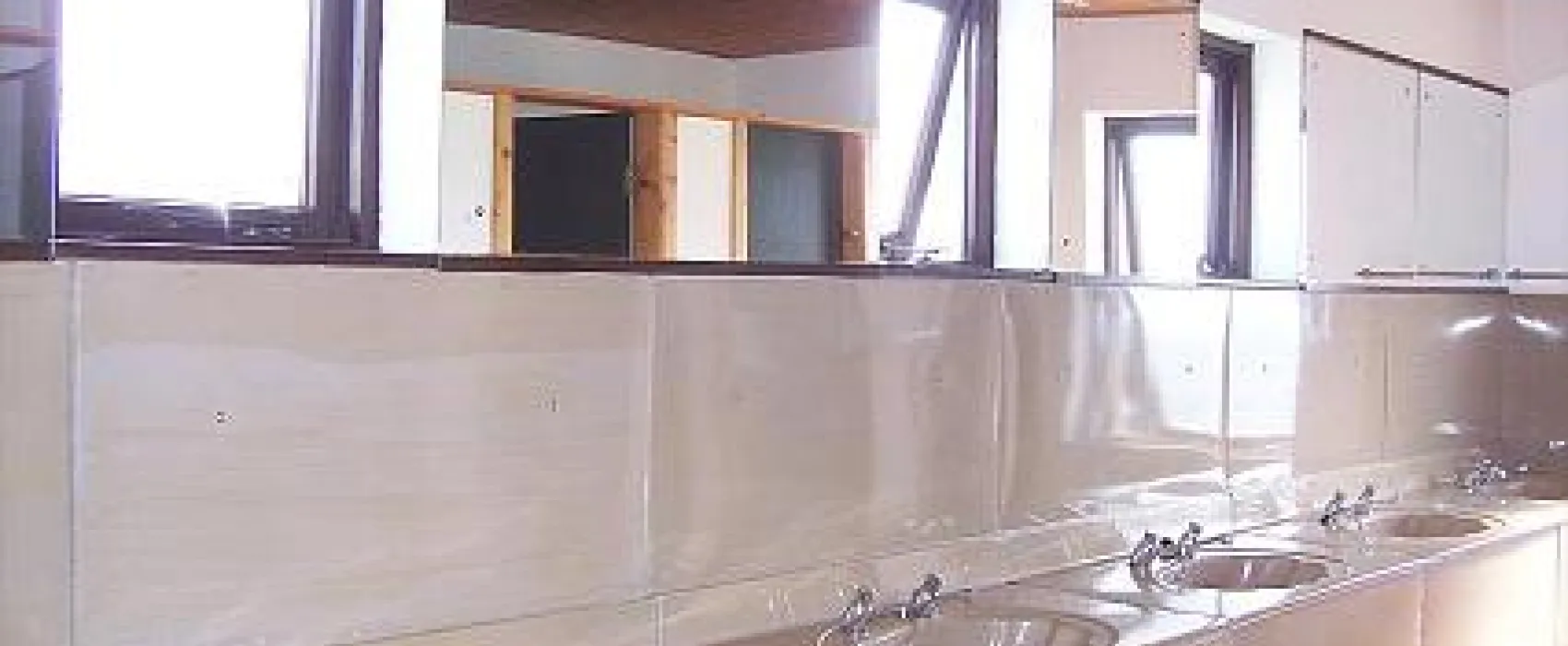 Gurteen Bay Car. Park