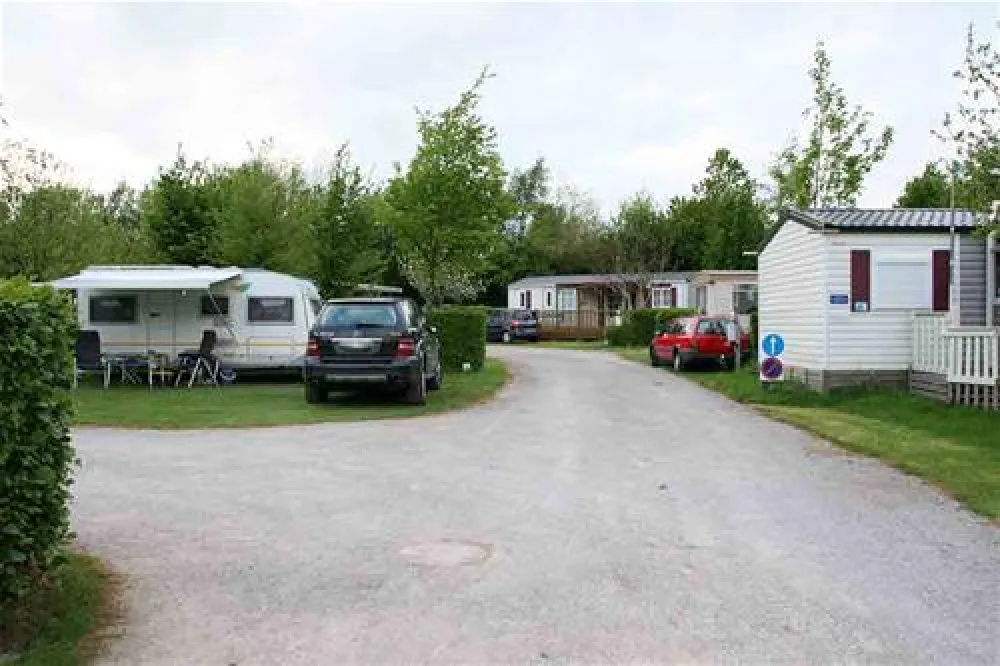 Camping Les Pommiers