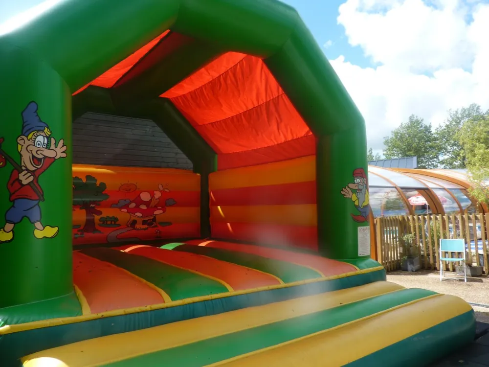 Camping Les Pommiers