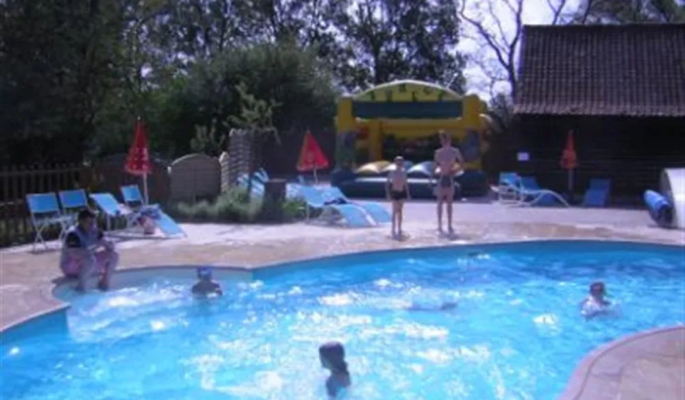 Camping Les Pommiers