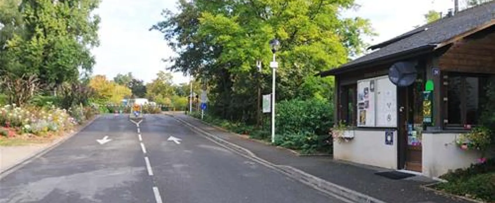 Camping Municipal De Bourges