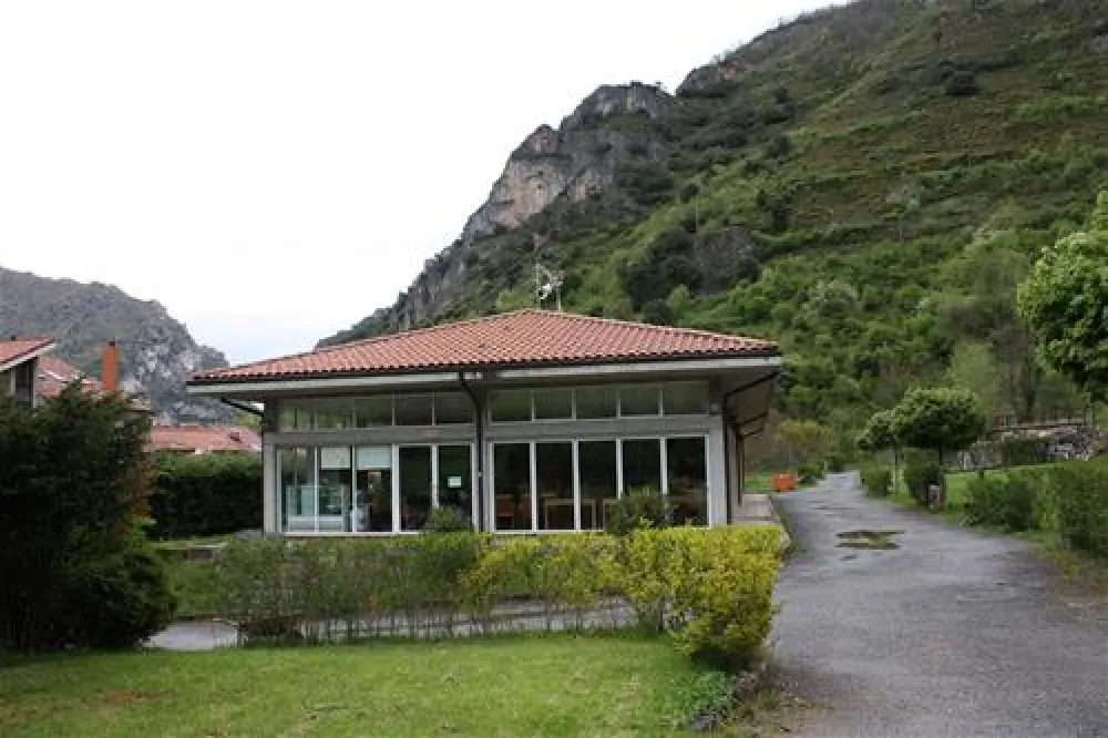 Camping la Pomarada De Somiedo