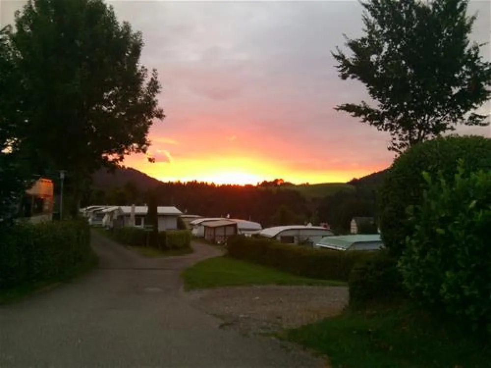 Camping Le Hameau des Champs  