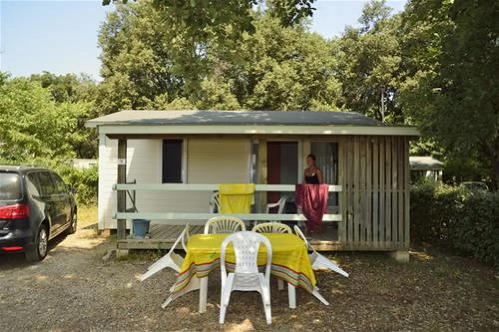 Flower Camping Le Domaine de Gajan  