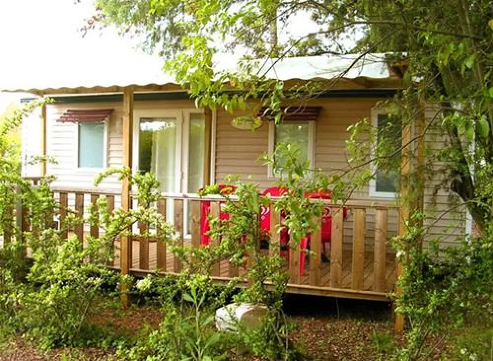 Flower Camping Le Domaine de Gajan  