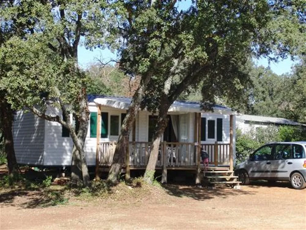 Flower Camping Le Domaine de Gajan  