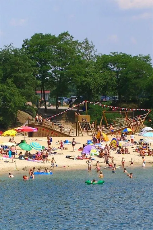 Zelt und Wohnmobilplatz Heidesee