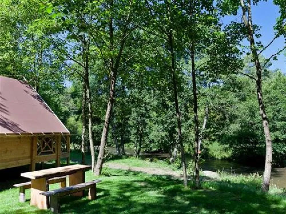 Les Cabanes de Rensiwez