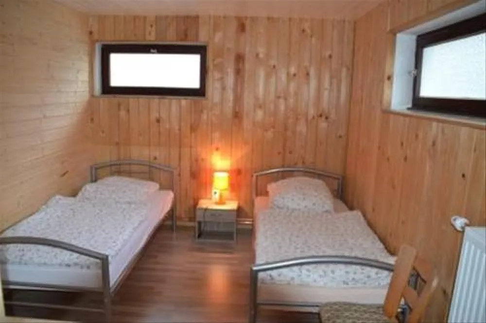 Camping im Eichenwald