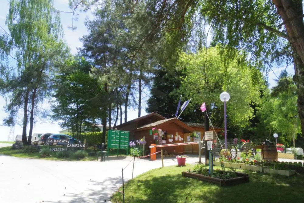 Camping Municipal De La Razza