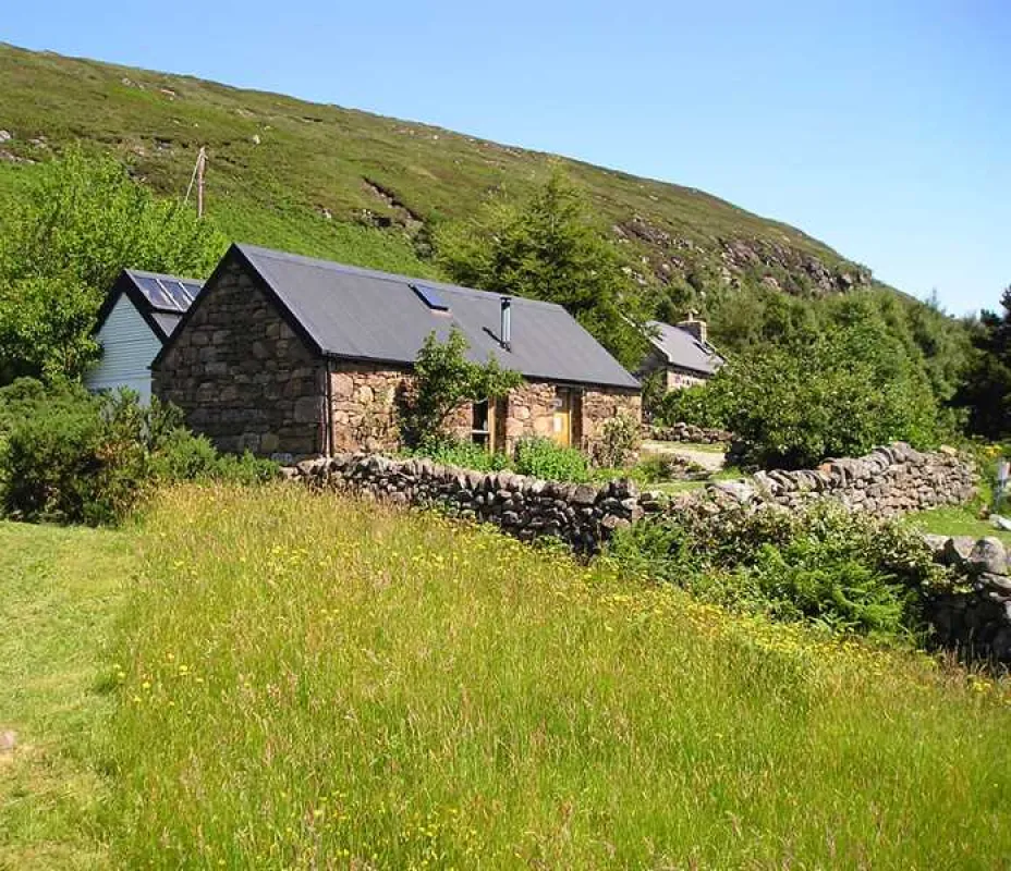 Badrallach Campsite, Bothy and Holiday Cottage
