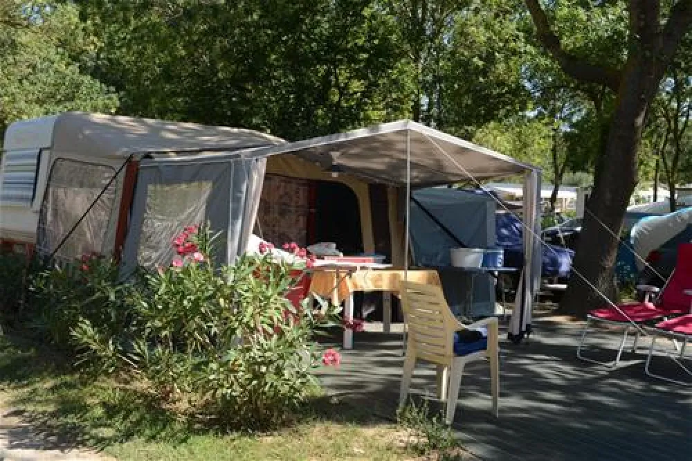 Camping Les Pins