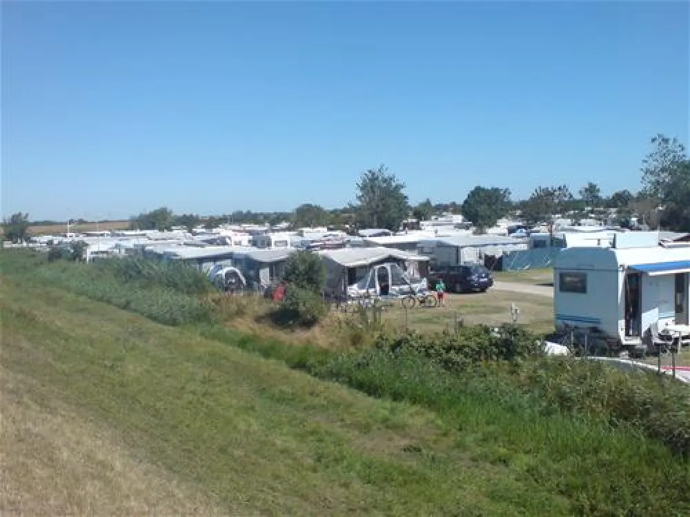 Camping Strukkamphuk