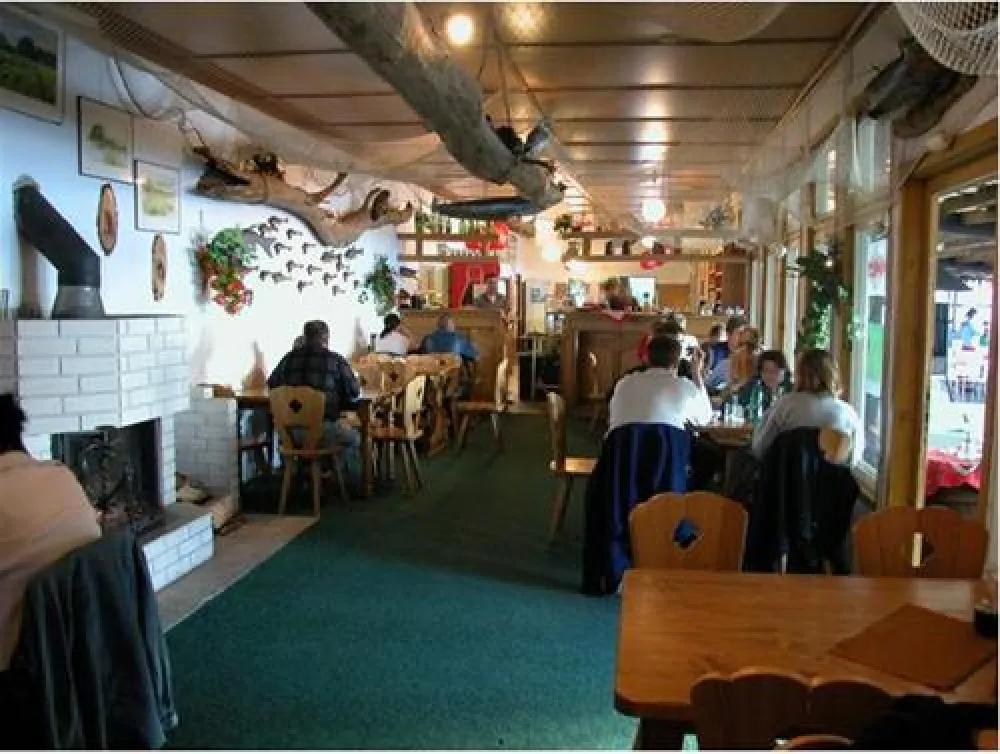 Camping & Restaurant BEZDREV