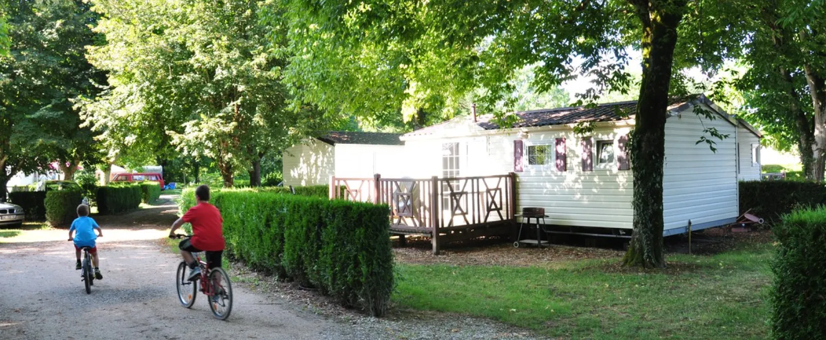 Camping de la Bourgnatelle