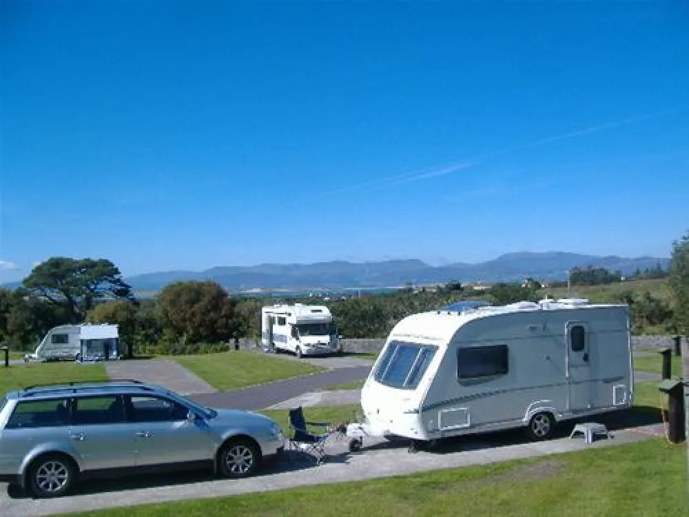 Glenross Caravan & Camping Park