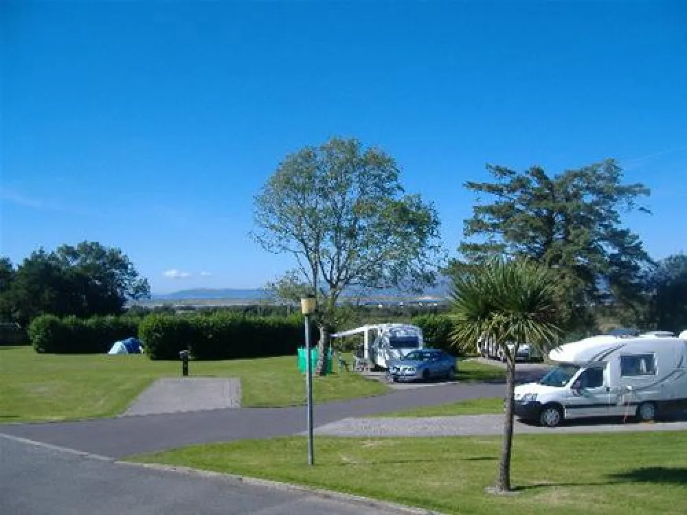 Glenross Caravan & Camping Park