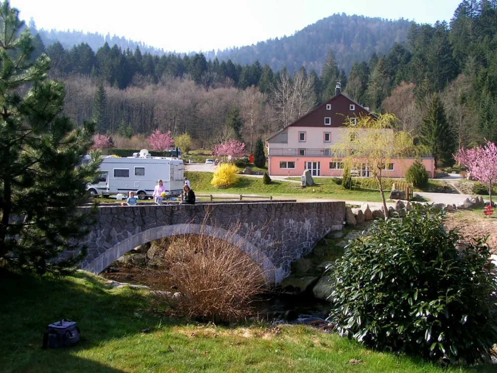 Camping Domaine du Haut des Bluches  